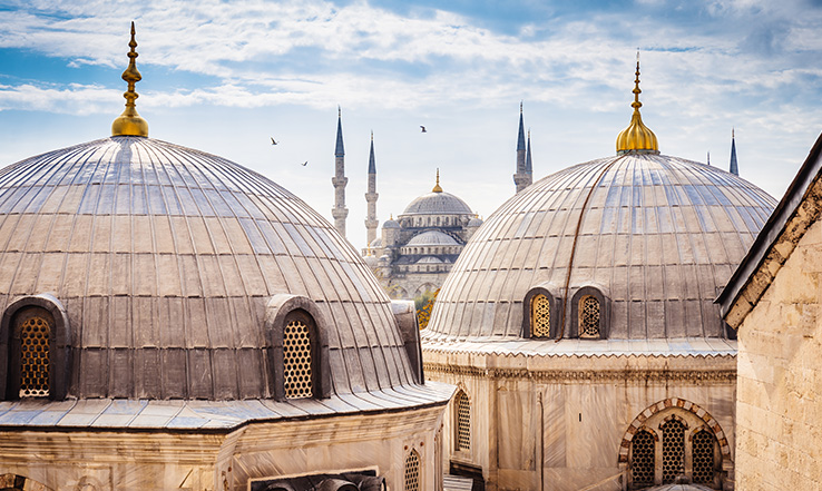 The Blue Mosque and Aya Sofya are two of Istanbul’s top attractions.