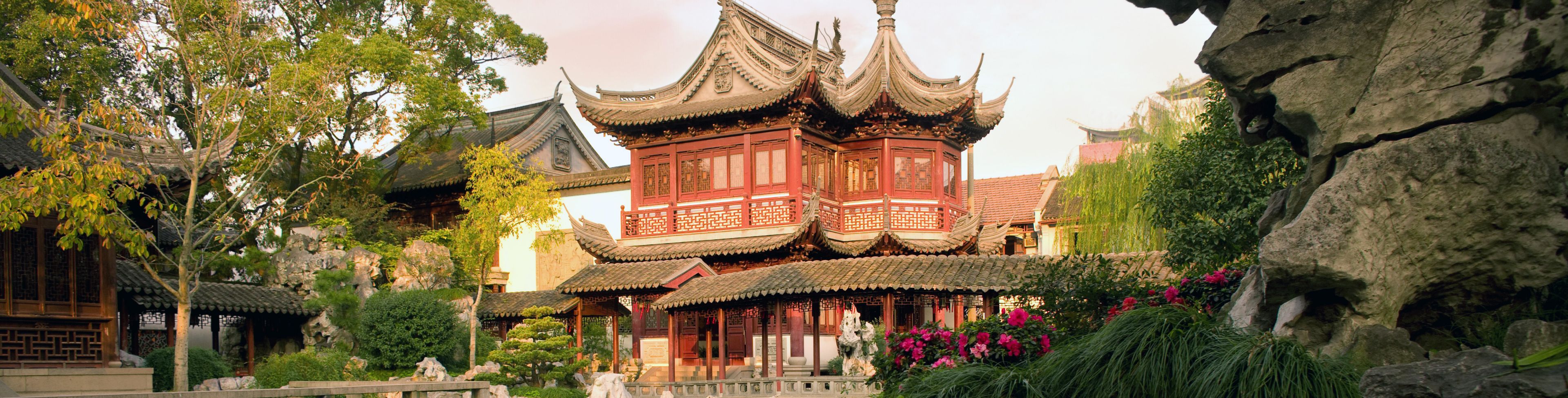 Temple in Shanghai. 