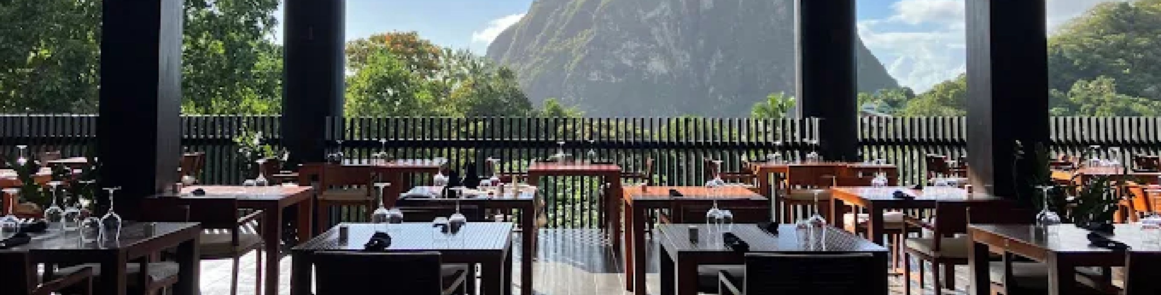 Empty restaurant and set tables, ready for guests to enjoy.